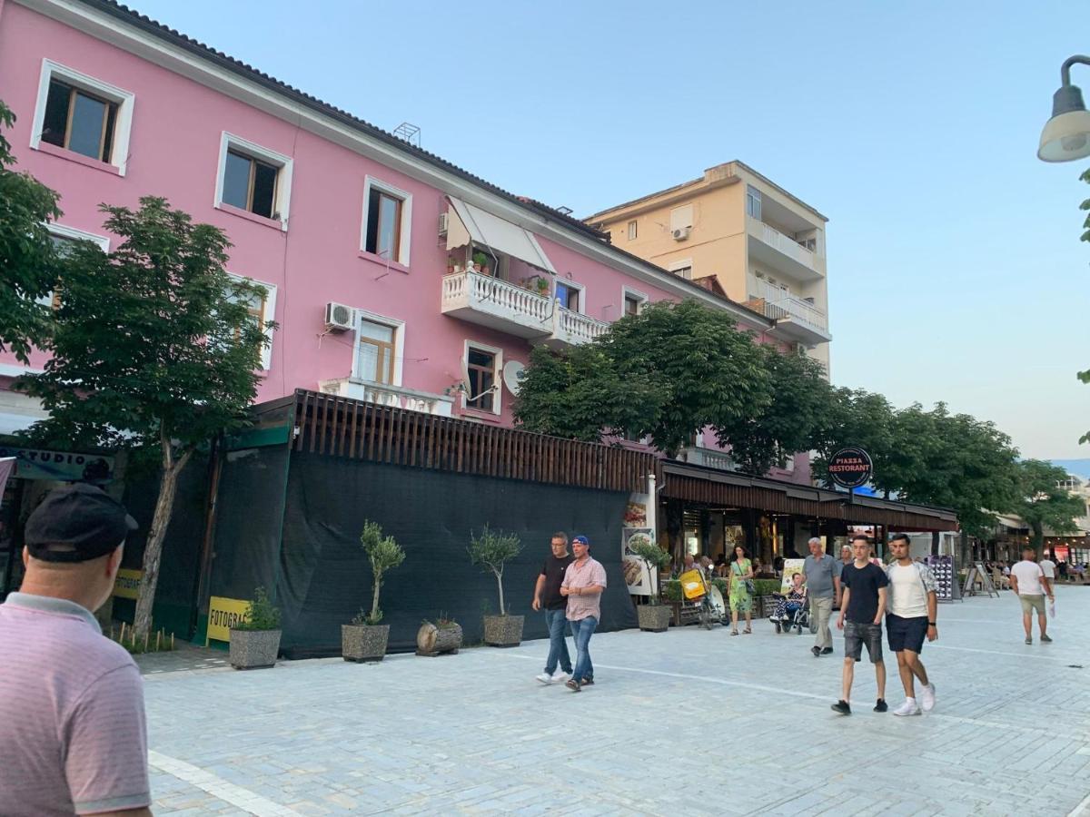 Apartement City Center Berat Exteriör bild